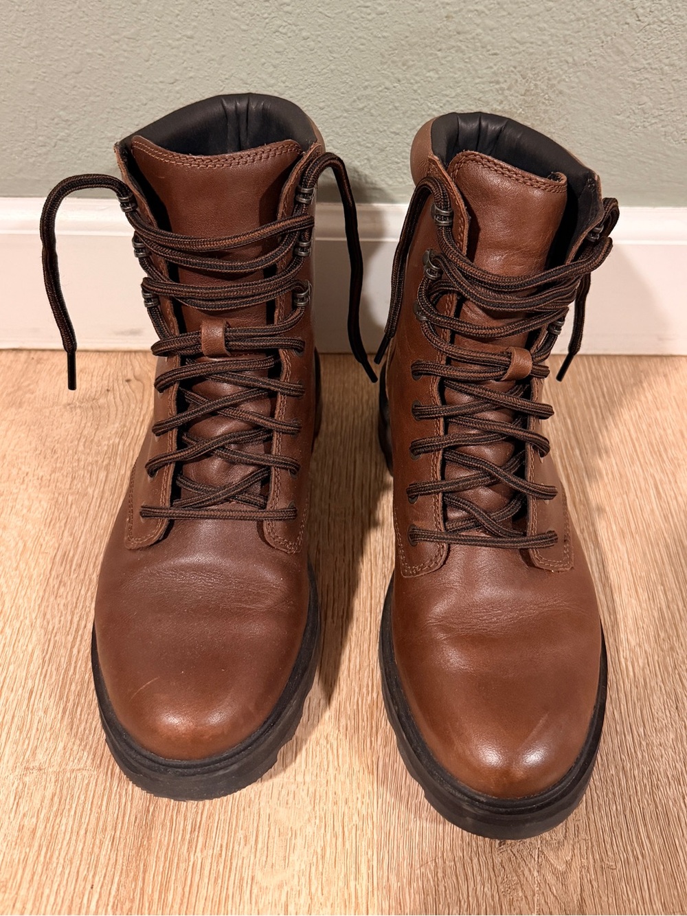 Sorel Women’s Lennox Lace STKD Waterproof Boot